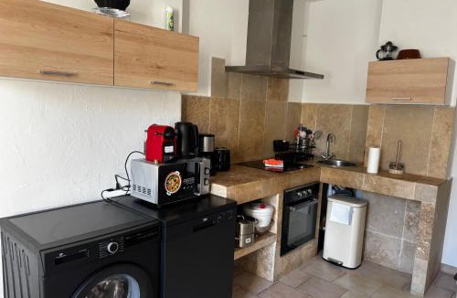 Riez Apartment | Vous viendrez vivre ici 4 pièces L'Olivier Garage à moto