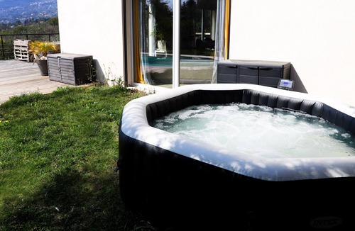 Saint-Jacques House | Vrbo Property
