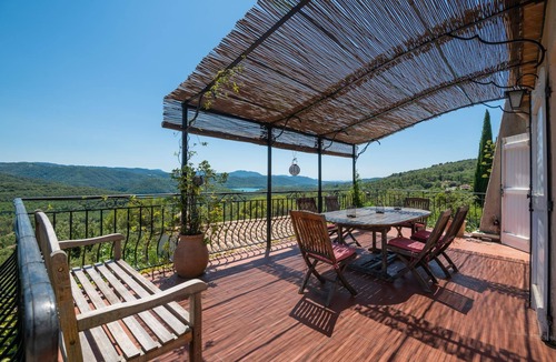 Montauroux Villa | Vue du Lac - Three Bedroom Villa, Sleeps 6