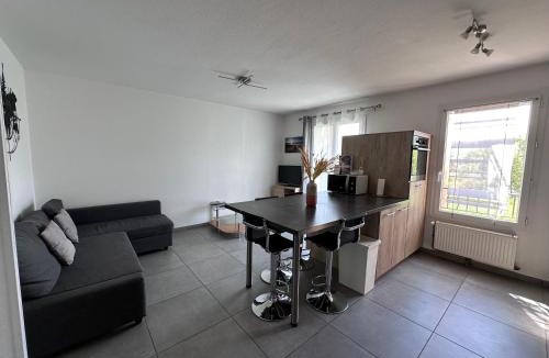 Gap Apartment | Vue lac - T2 rénové - Parking - 4 pers