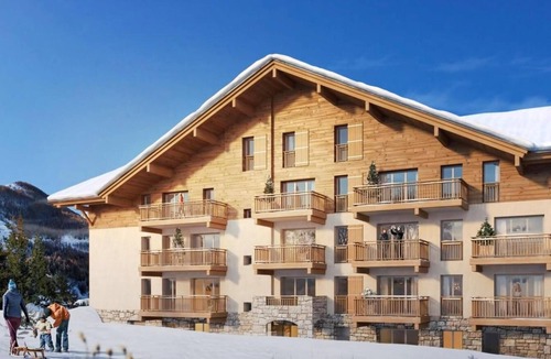 Saint-Etienne-de-Tinee Apartment | Wifi, 350m from resort center, swimming pool, sauna, hammam, tv, ski locker, 37m², Auron