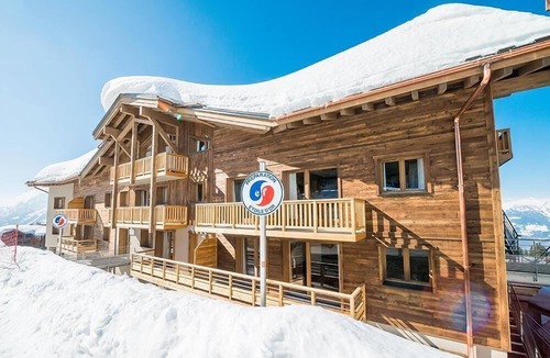La Rosiere Apartment | Wifi, 50m from resort center, view building, fitness, swimming pool, sauna, hammam, tv, ski locker