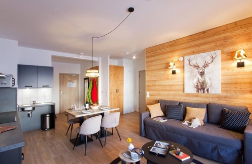 Orcieres-Merlette Apartment | Wifi, fitness, swimming pool, terrace, balcony, tv, 62m², Orcières Merlette 1850