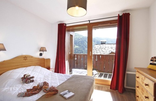 Valmeinier Apartment | Wifi, swimming pool, terrace, balcony, tv, ski locker, 25-30m², Valmeinier