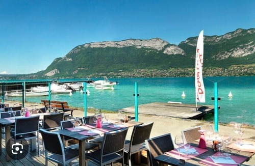 Verthier Ski Chalet | Wonderful modern Chalet with private garden only 5 minutes walk to Annecy Lake.