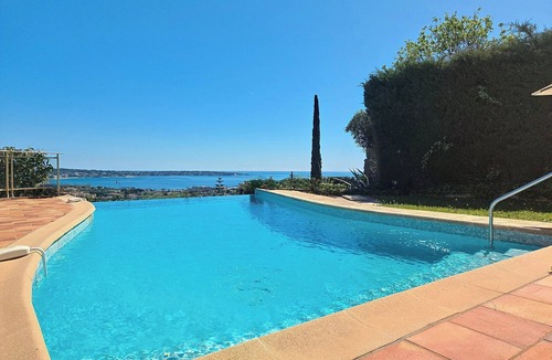 Vallauris Villa | Your dream vacation starts here. Villa panoramic view, 5 minutes from Cannes