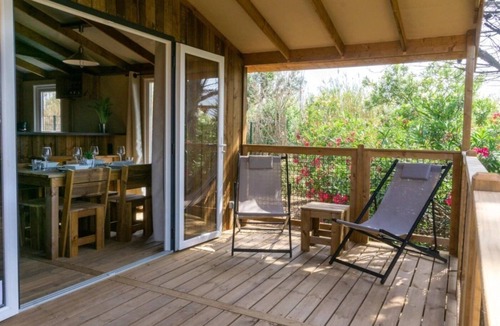 Le Bez Ski Chalet | ZEcamping 3 étoiles pataugeoire piscine pet friendly locatif LV 32m2