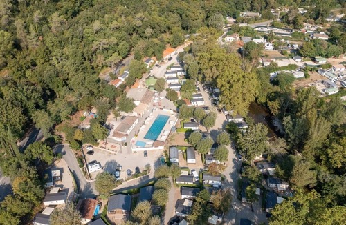 Roquefort-les-Pins House | ZEcamping 4 étoiles parc aquatique mobil-home TV clim 25m2