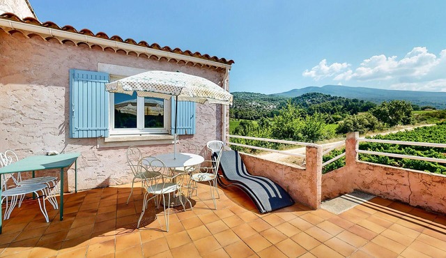 3 bedroom awesome home in Bédoin