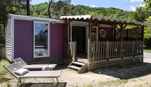3-Room Cottage for 4 People, Air-Conditioned + TV *