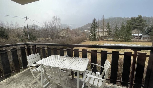 55sqm flat, balconies, Pra-Loup view