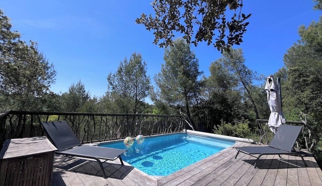 A peaceful retreat surrounded by nature