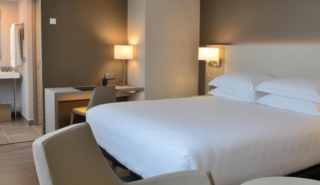 AC Hotel by Marriott Marseille Prado Vélodrome
