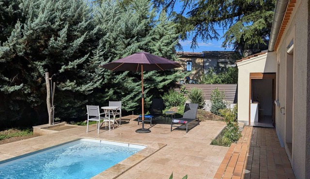 Air-conditioned house, private pool - 6 guests