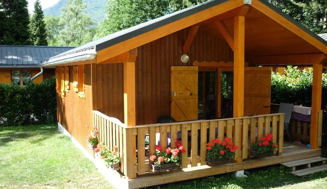 Air-conditioned chalet for 4 to 5 people - 4 people included in the price in AIGUEBLANCHE