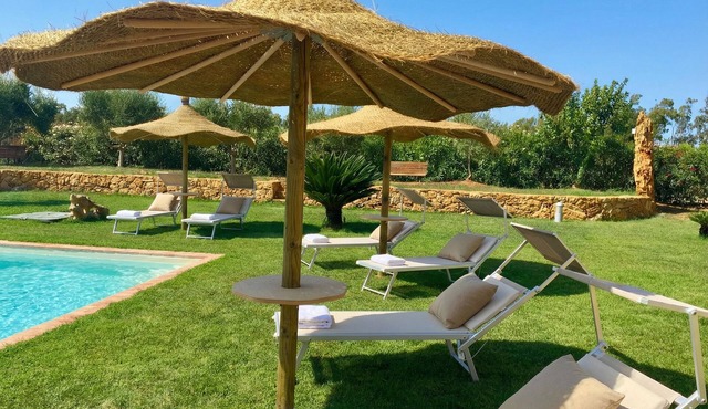 Alghero Villa for 10 people, with 3 bed, 3 bath, veranda and swimming pool in Alghero