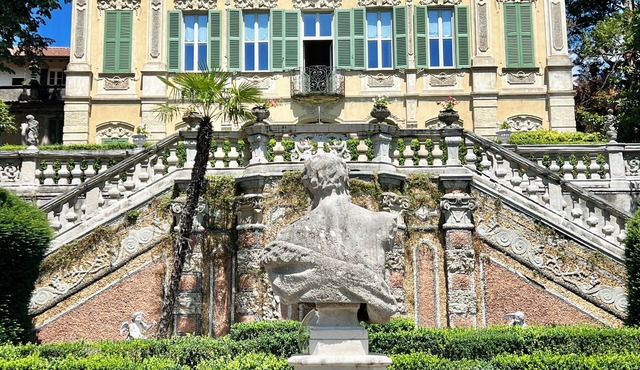 Ancient Mansion Villa Tatti in Comerio