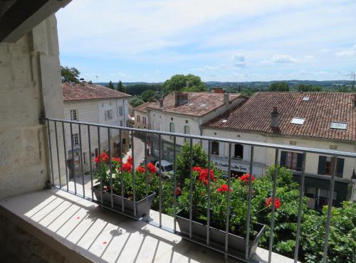 Apartment Bellevue in Aubeterre-sur-Dronne