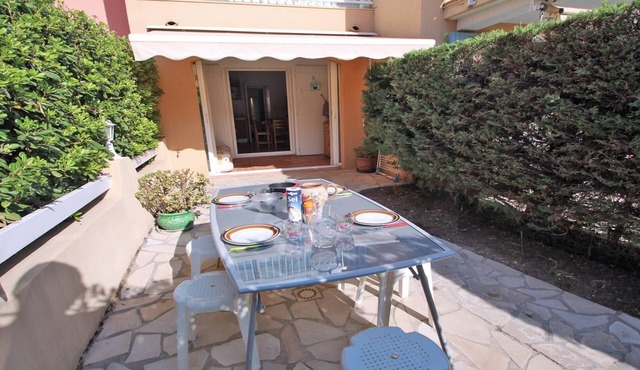 Apartment for 4 people - Air conditioning - Near beach Nartelle - Sainte Maxime - Ranked 2*