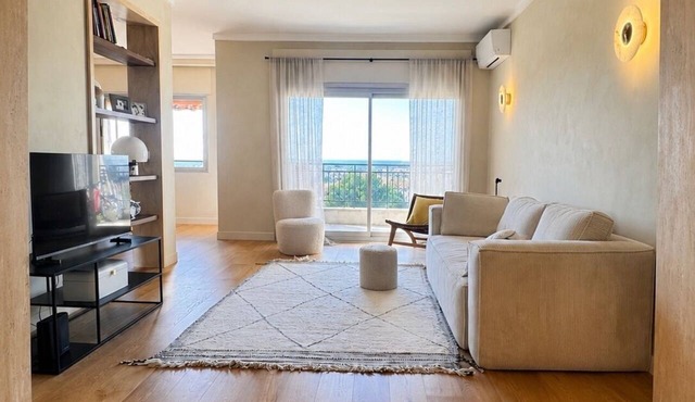 Apartment for 5 people, bright, luxurious, and with an unobstructed view.