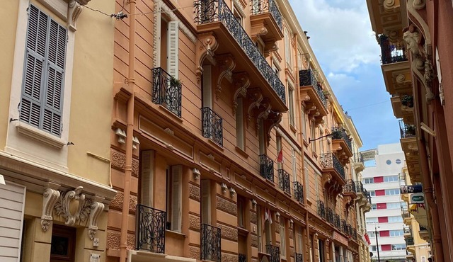Apartment in the heart of Monaco, Quiet & Bright.