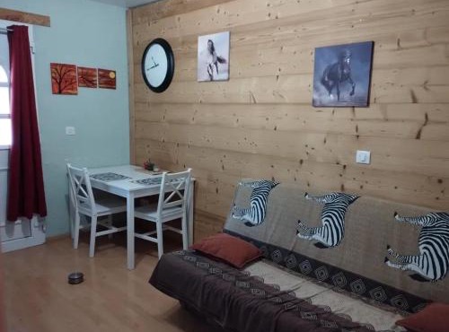 Appartement avec jacuzzi à Bézaudun-sur-Bîne