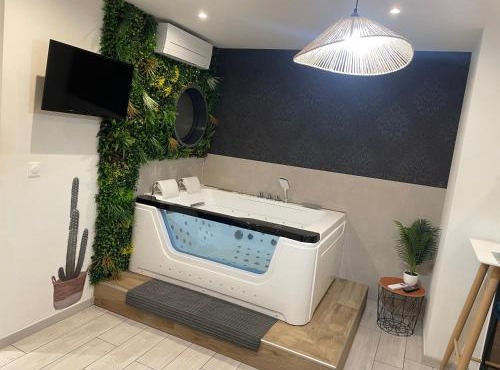 Appartement avec jacuzzi in Sassenage