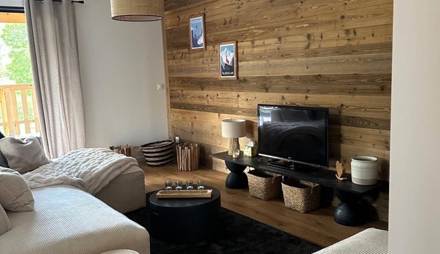 Appartement Duplex 140m2 12 Personnes. Proche des Chemins de Randonnée et VTT
