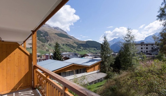 Apt 4/6 pers, near the ski station, balcony in Les Deux Alpes