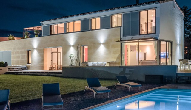 Architect-designed house with heated pool in the heart of the Luberon - Air-conditioned first floor-