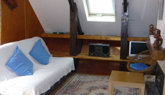 Authentic Chalet Near Ski Slopes and Trails in Corrençon-en-Vercors