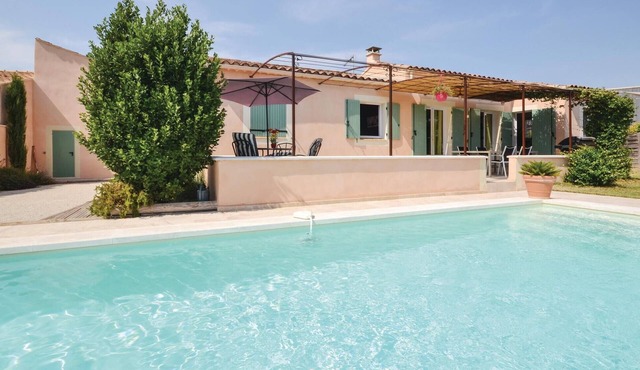 Awesome home in Maubec