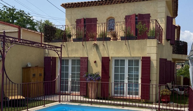 Bastide au Charme Provençal