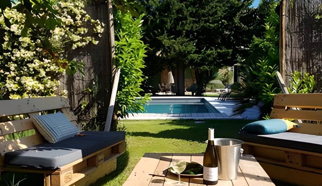 Bastide d'Exception 18ᵉ - Heated Pool in the heart of the Luberon