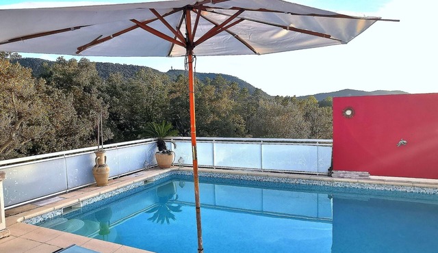 BEAUTIFUL VILLA OF 145M2 WITH EXCEPTIONAL VIEW NOT OVERLOOKED-IDEAL 6-8 GUESTS