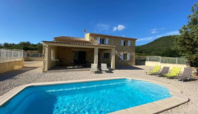 Beautiful villa with private pool in Gard