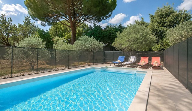 Beautiful home in Sablet