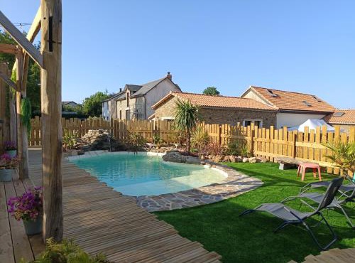 Bel des prés - Cénote - Piscine partagée in Carquefou