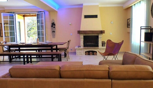 Bright house with garden and private pool