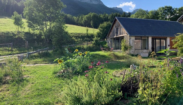 Bright loft in the heart of Vercors