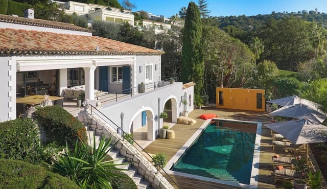 Cannes superb villa low sea view California