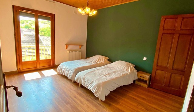 Casa d’Eva Apartment with Mountain View, Wi-Fi, and Air Conditioning