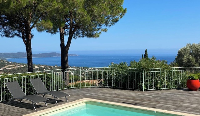 Cavalaire Self-contained apartment in villa for 6/8 people (10/12p on request)