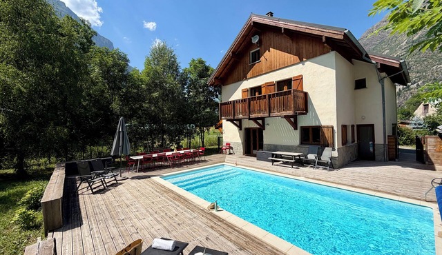 Chalet les Ecrins - 230m2 ✨ Sauna - Swimmingpool - Garden ✨