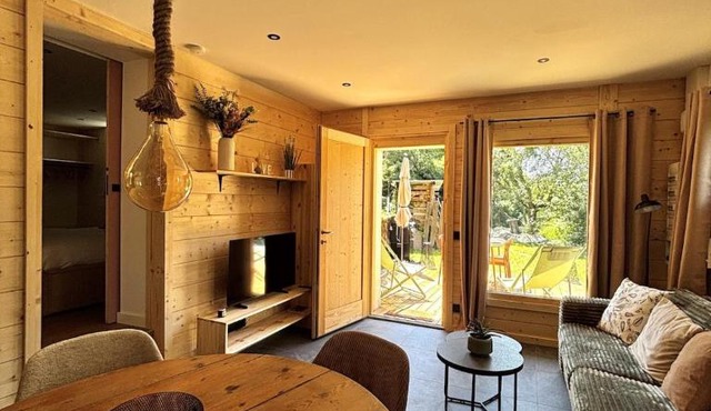 Chalet with garden terrace and mountainn view