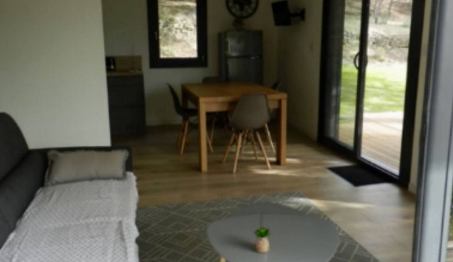 Chalet with AC - 5 guests - Ventoux camping in Bollène