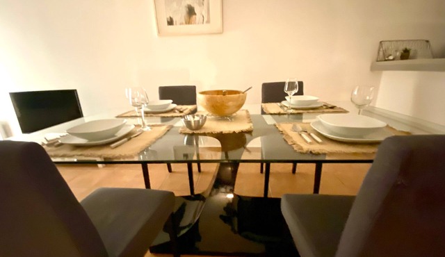 Charming 70 m² T3 in the heart of Marseille, a stone's throw from the Old Port