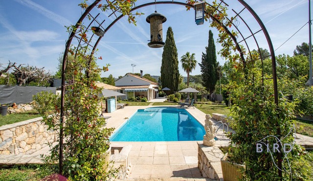 Charming family home with a pool