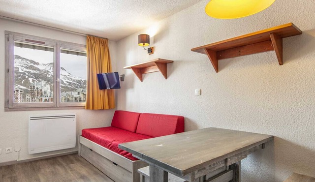 Charming studio for 4 people, with a balcony and a view of the ski slope in Tignes