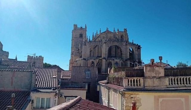 City center studio, panoramic view in Narbonne